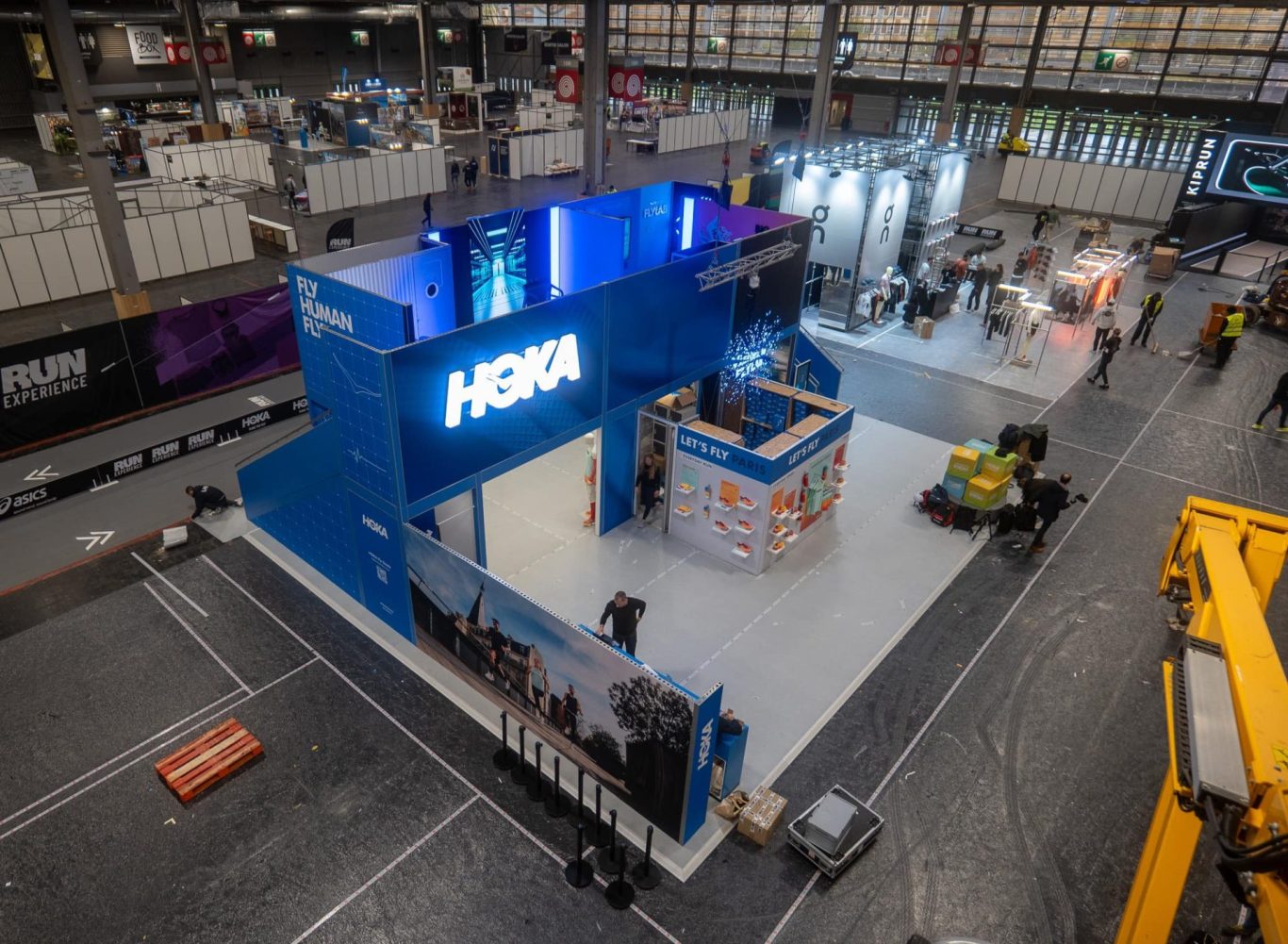 STAND HOKA - SEMI MARATHON PARIS